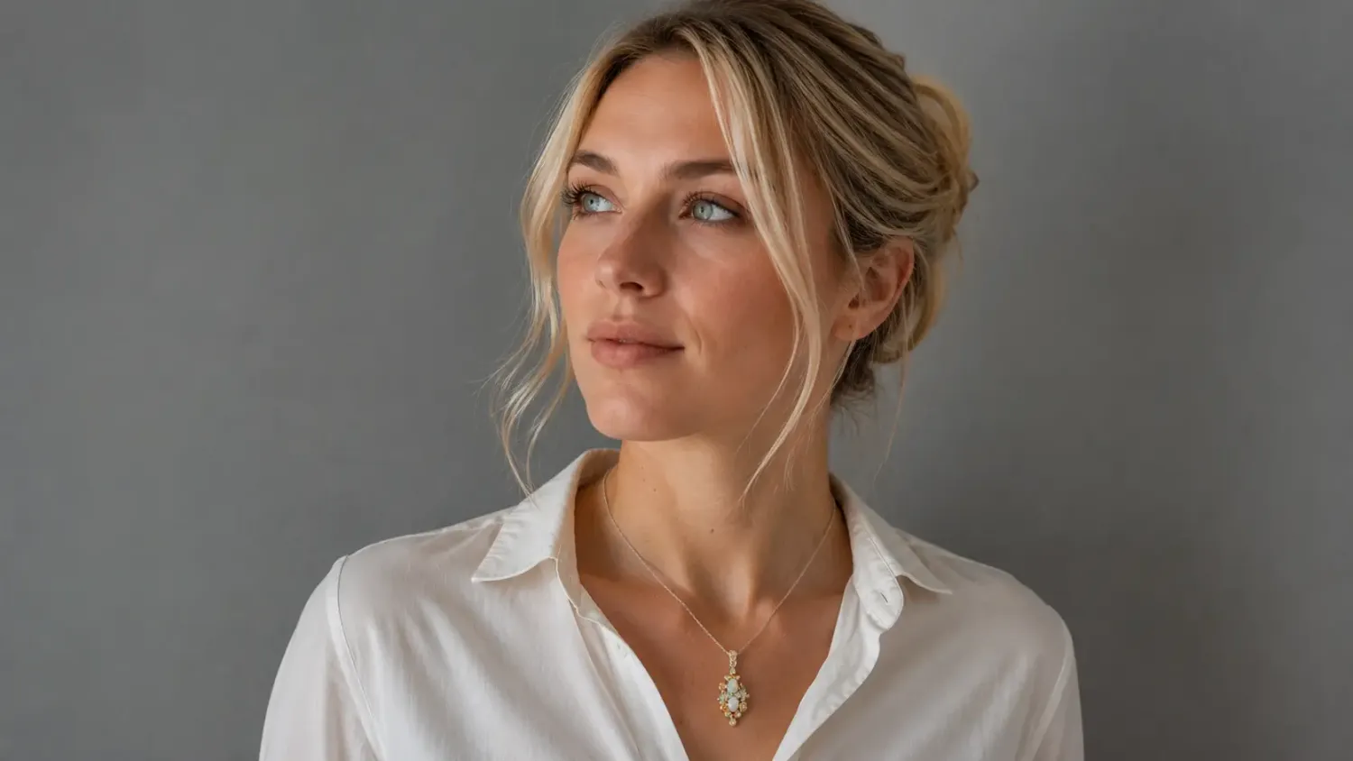 Preview: Halskette Melinda 925 Sterling Silber Vergoldet mit äthiopischem Opal & Saphiren